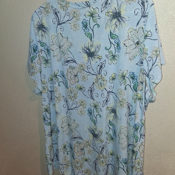 Lane Bryant Pink Floral Light Blue V Neck Pullover Top Size 22/24 - Picture 6 of 6